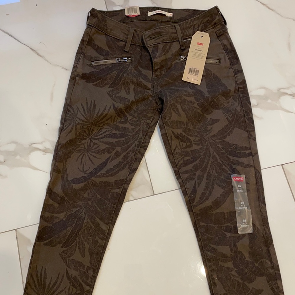 New Levi skinny jeans